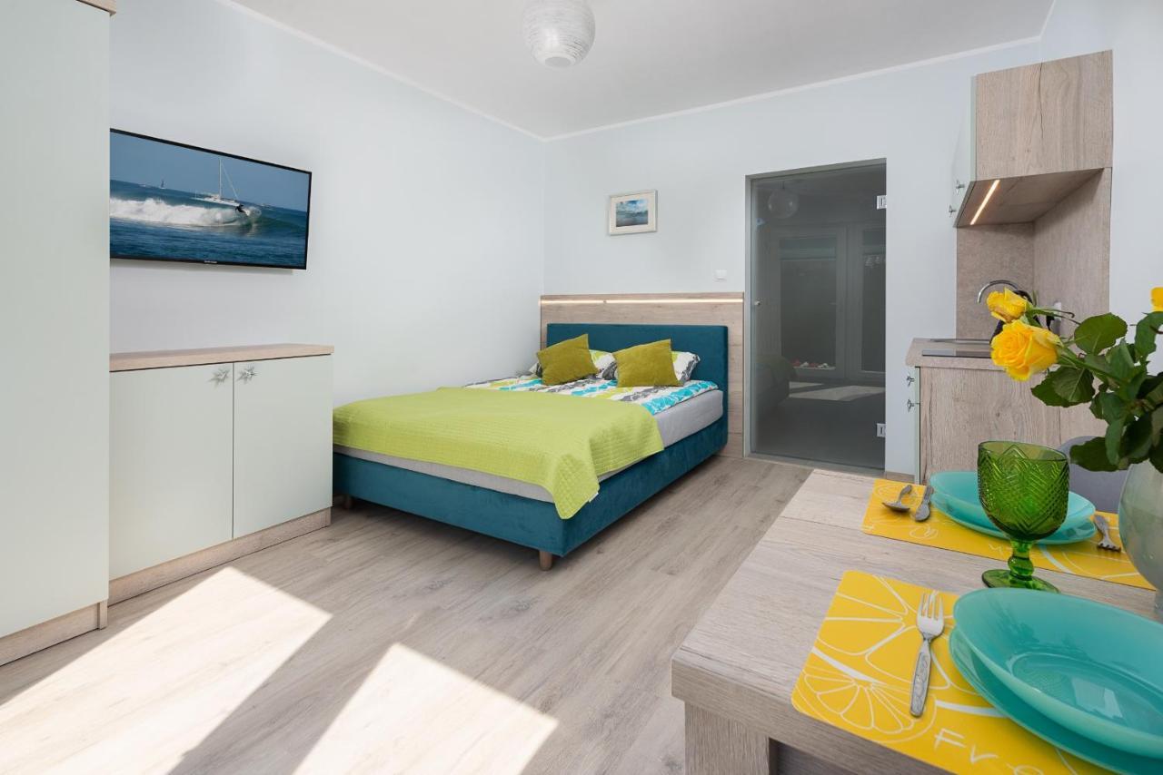 Roza Baltyku - Apartamenty I Pokoje A Dębki Exterior foto