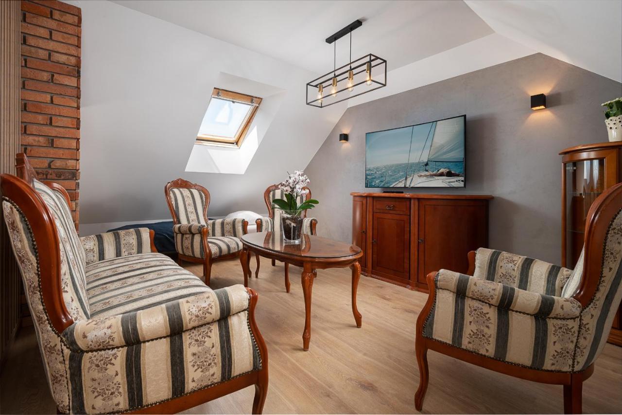 Roza Baltyku - Apartamenty I Pokoje A Dębki Exterior foto